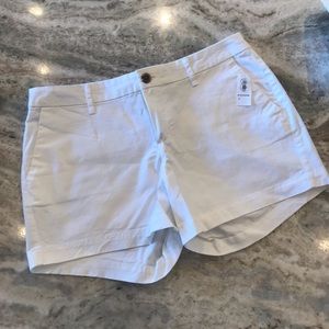 White Old Navy 3.5” Shorts